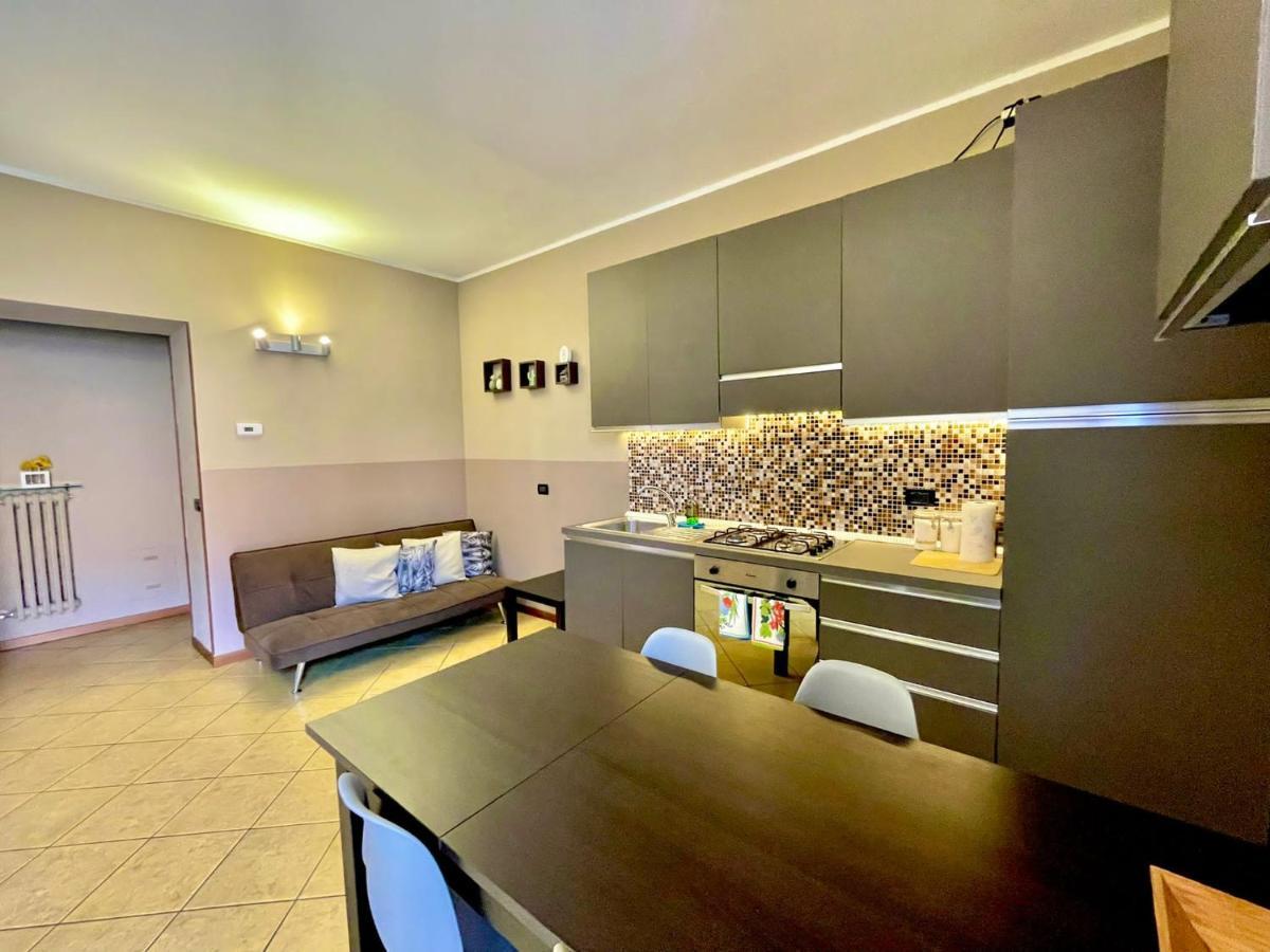 Casa Di Mirco - Ampio E Moderno Bilocale Appartement Castenedolo Buitenkant foto