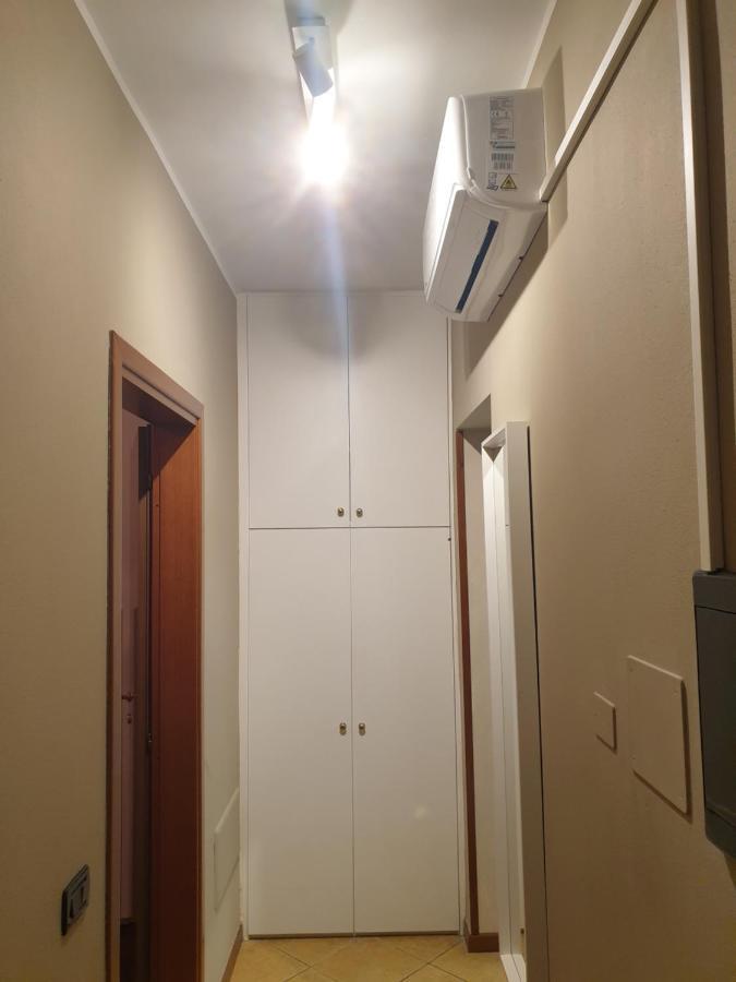 Casa Di Mirco - Ampio E Moderno Bilocale Appartement Castenedolo Buitenkant foto